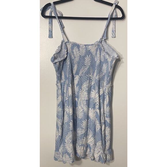 No Boundaries 1XL Dress Cami Blue Floral Smocked Tie Shoulders Mini Botanical - Picture 8 of 8